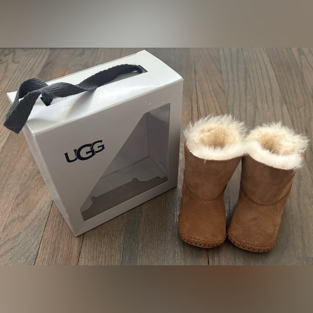 Baby UGGs Boots small 6-12 month